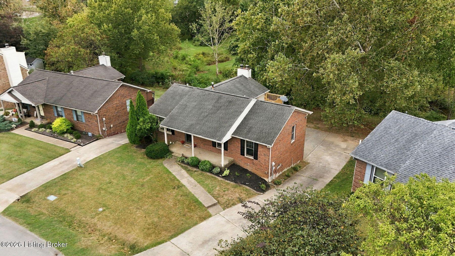 3322 Breaux Dr