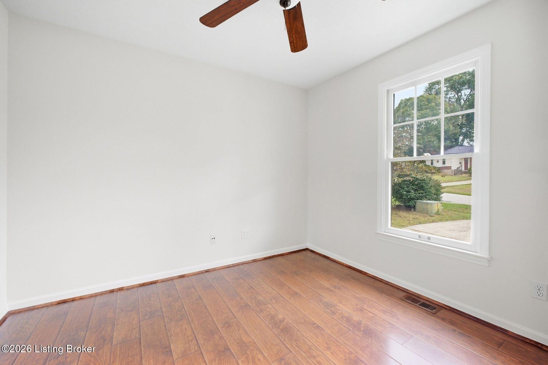 3322 Breaux Dr