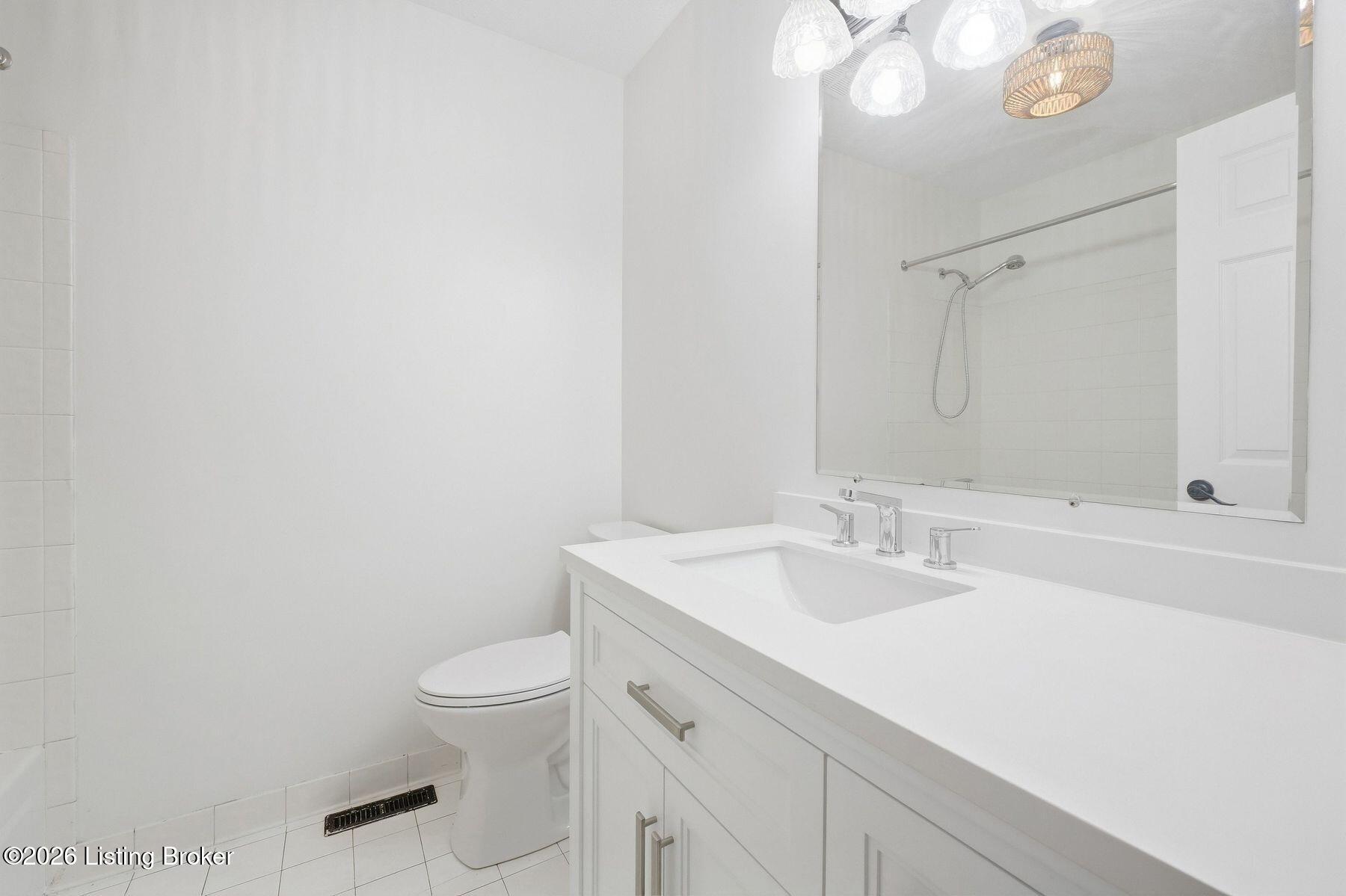 3322 Breaux Dr