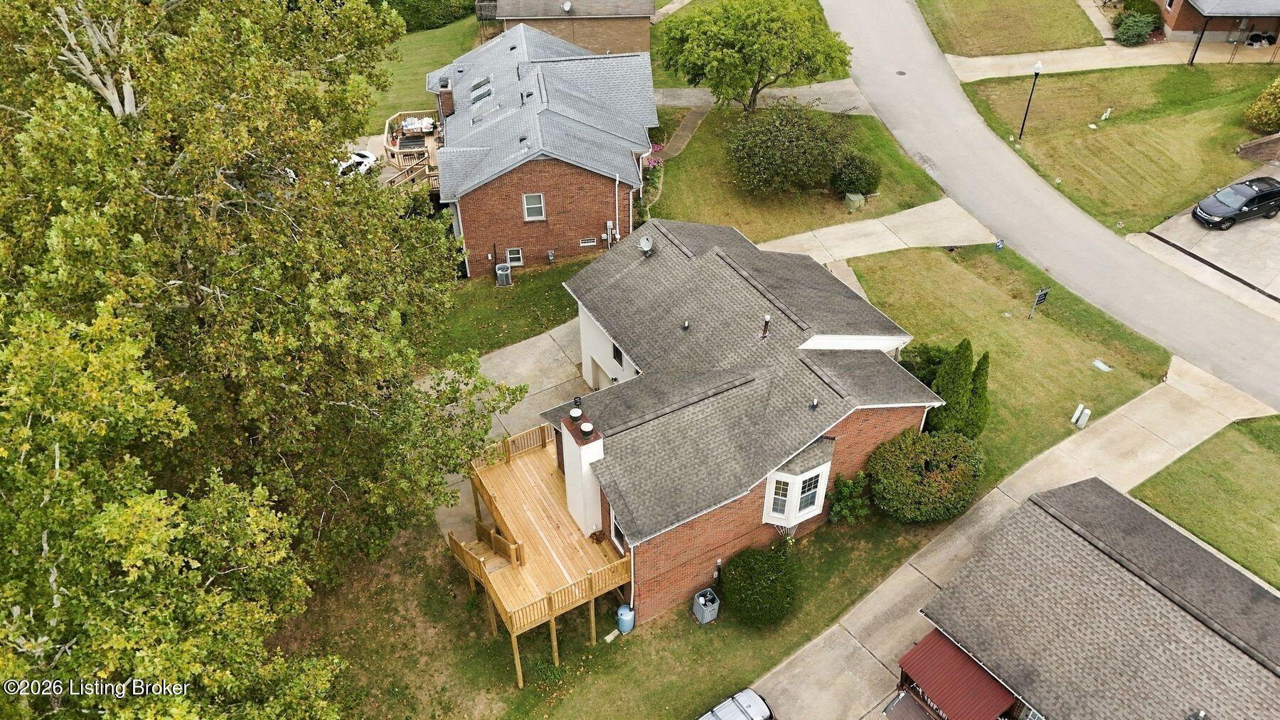 3322 Breaux Dr