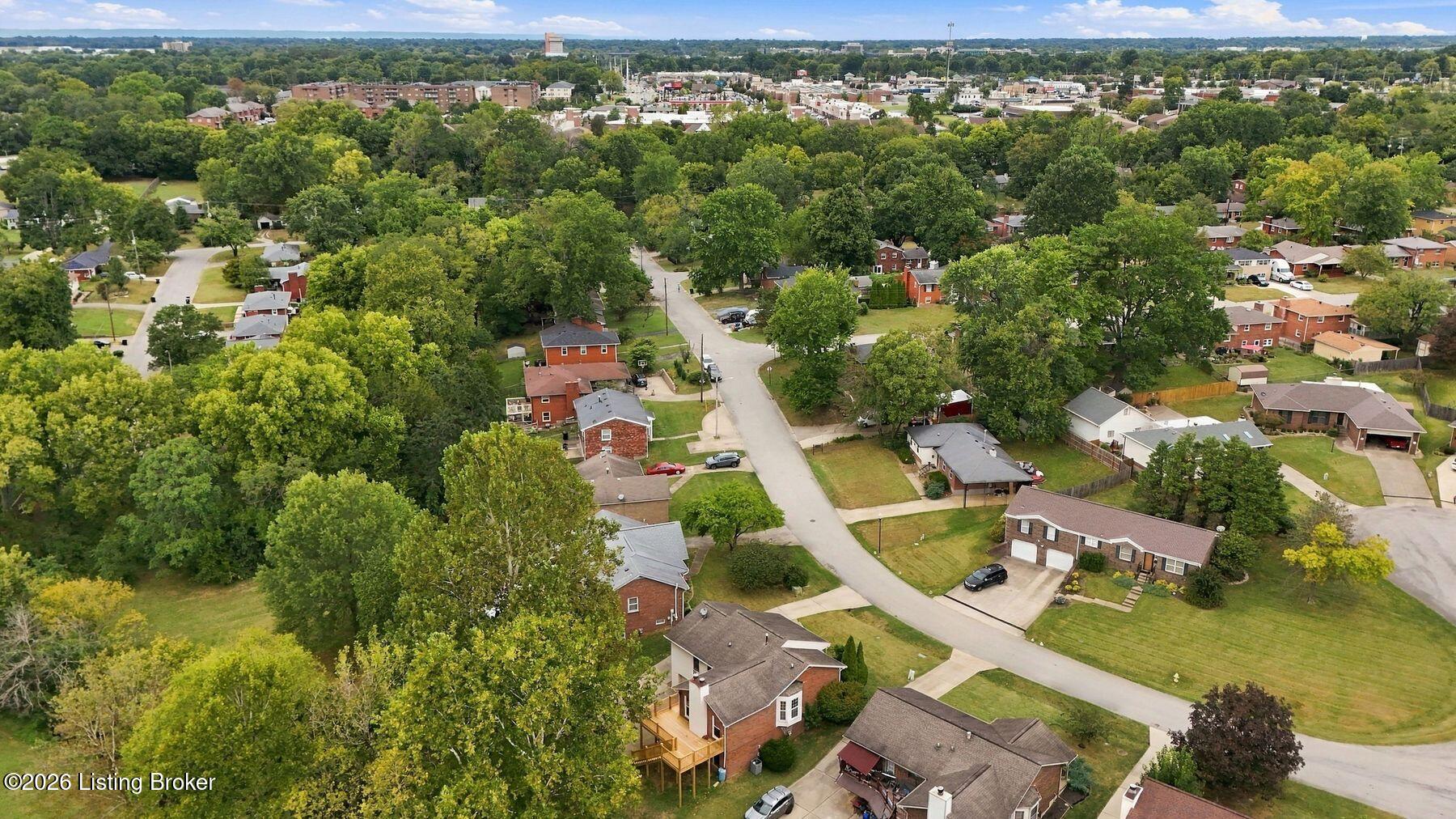 3322 Breaux Dr