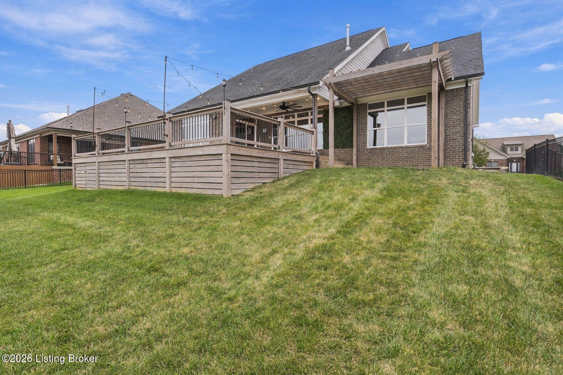 2008 Scenic Lakes Dr