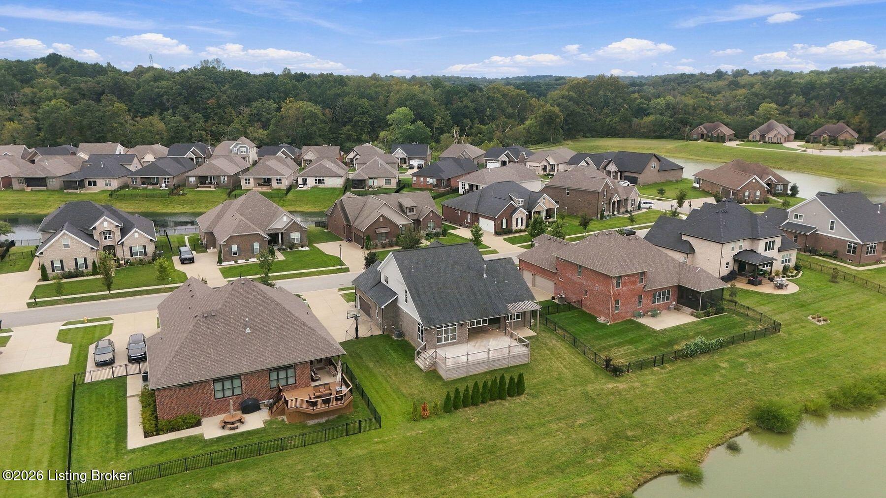 2008 Scenic Lakes Dr