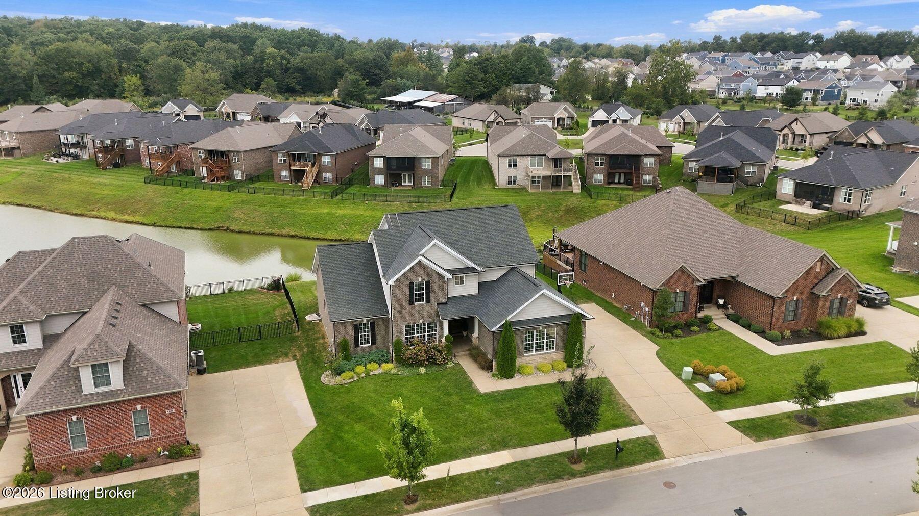 2008 Scenic Lakes Dr