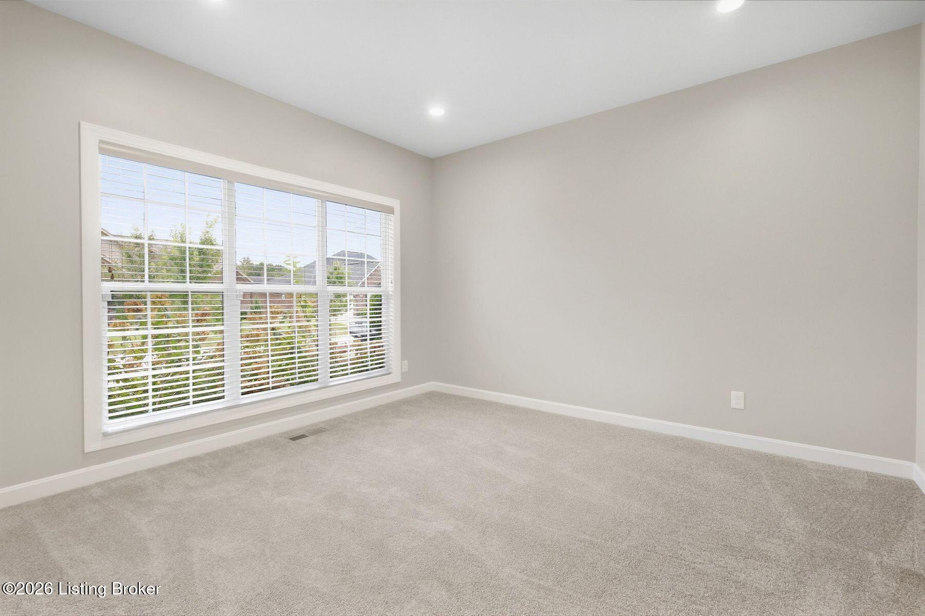2008 Scenic Lakes Dr