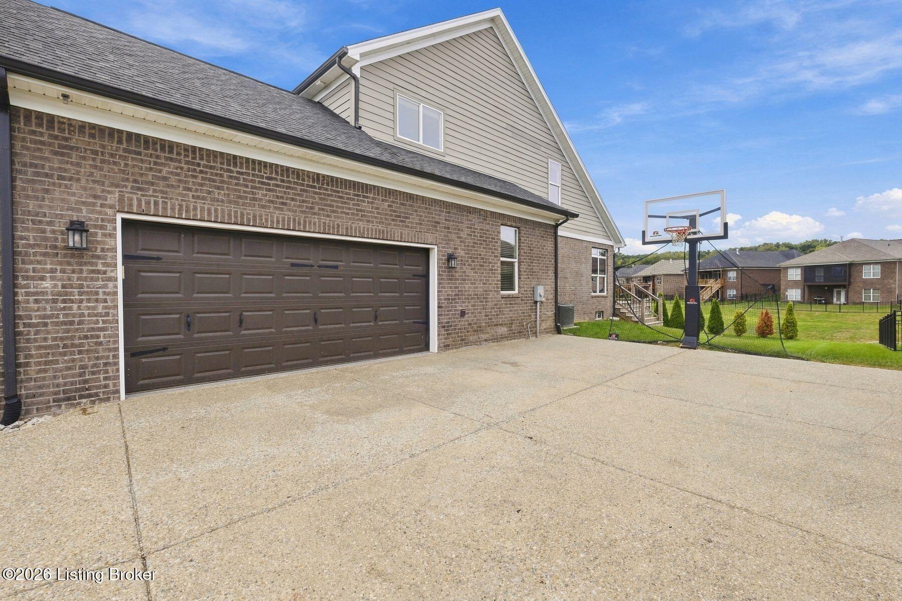 2008 Scenic Lakes Dr