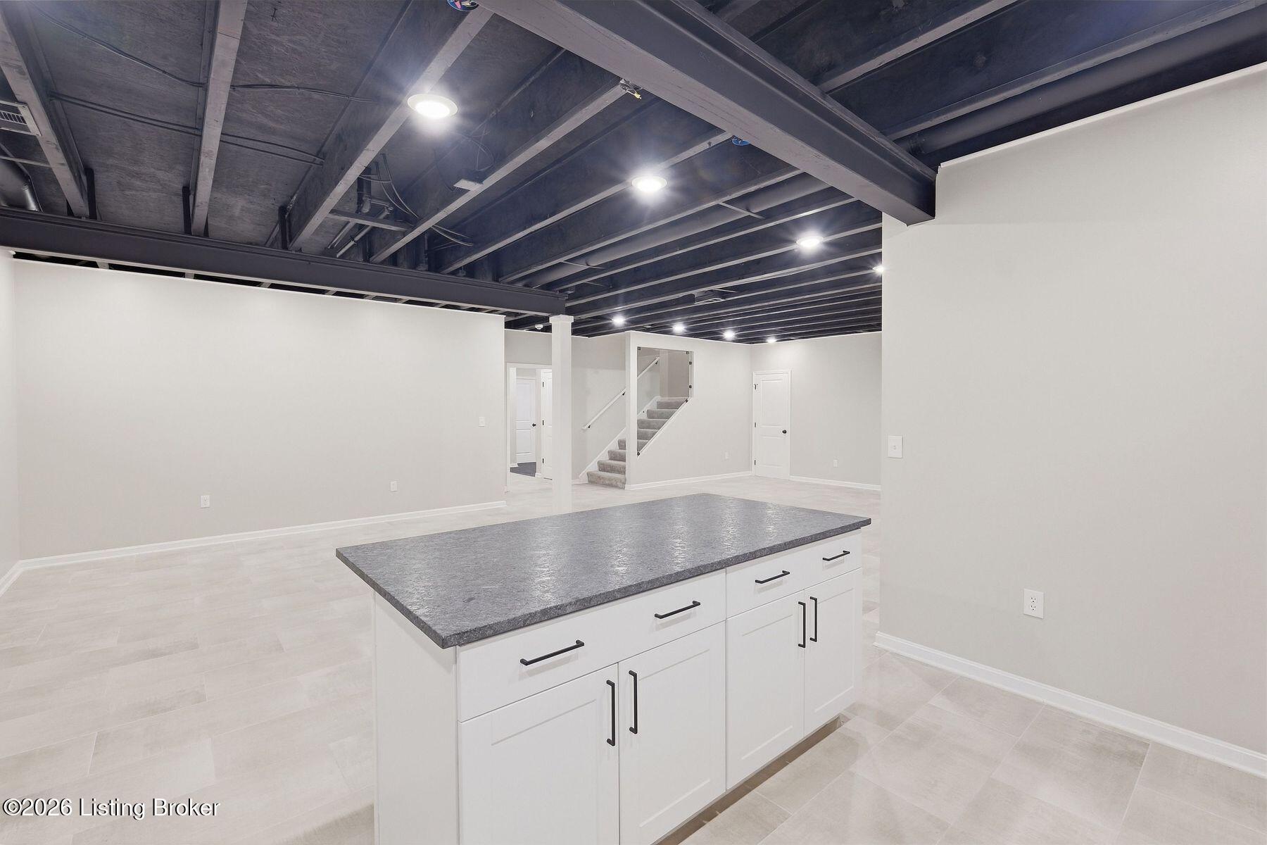 2008 Scenic Lakes Dr