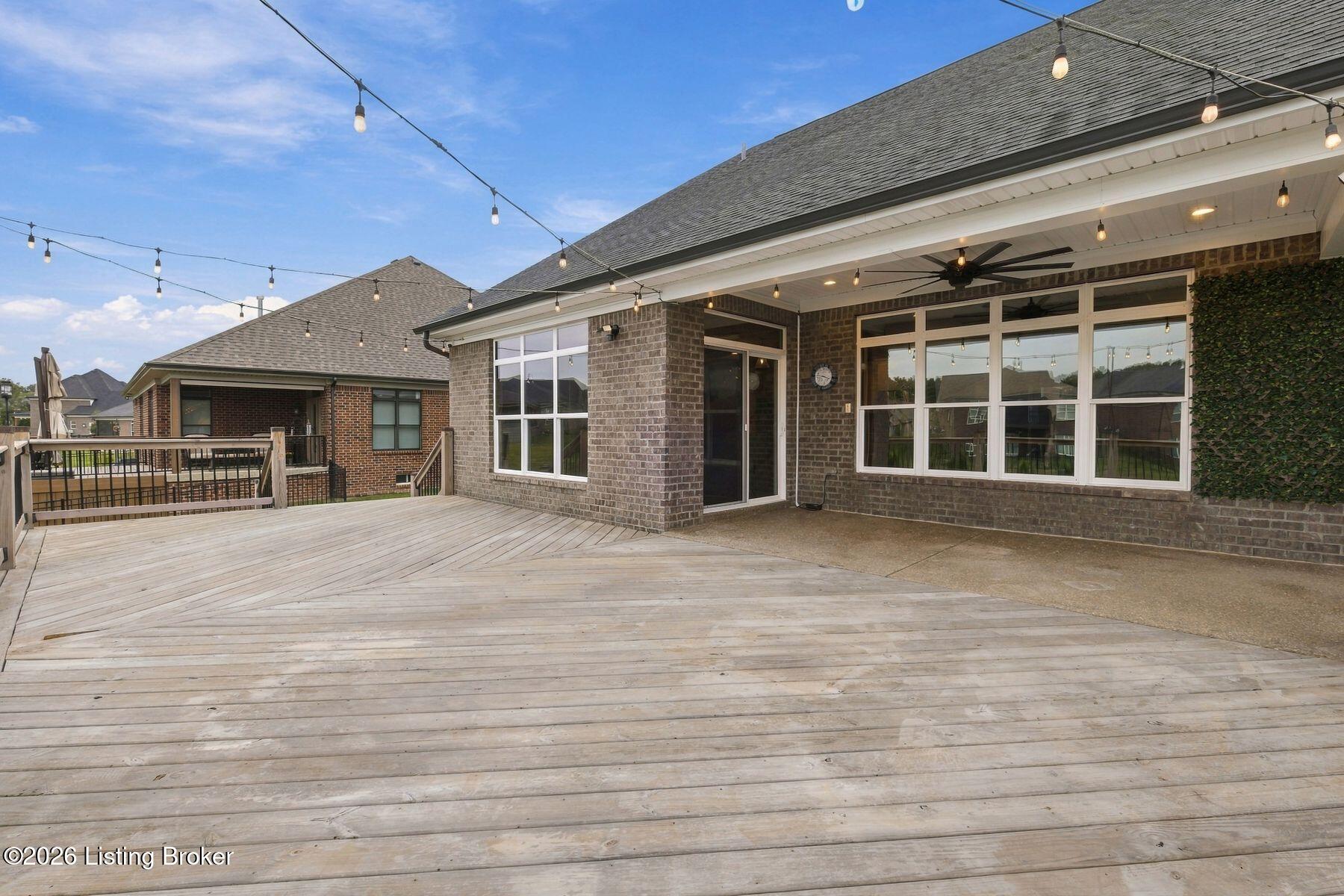 2008 Scenic Lakes Dr