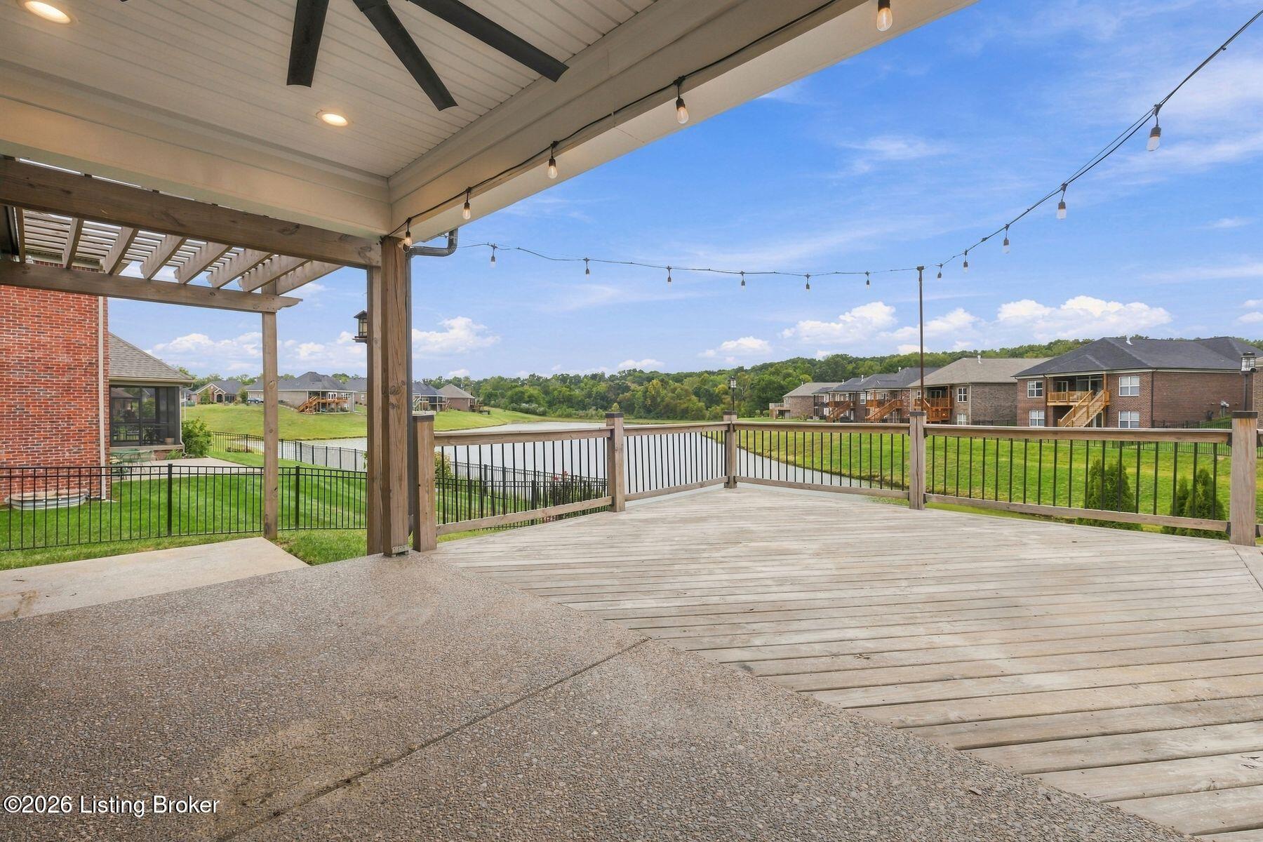 2008 Scenic Lakes Dr