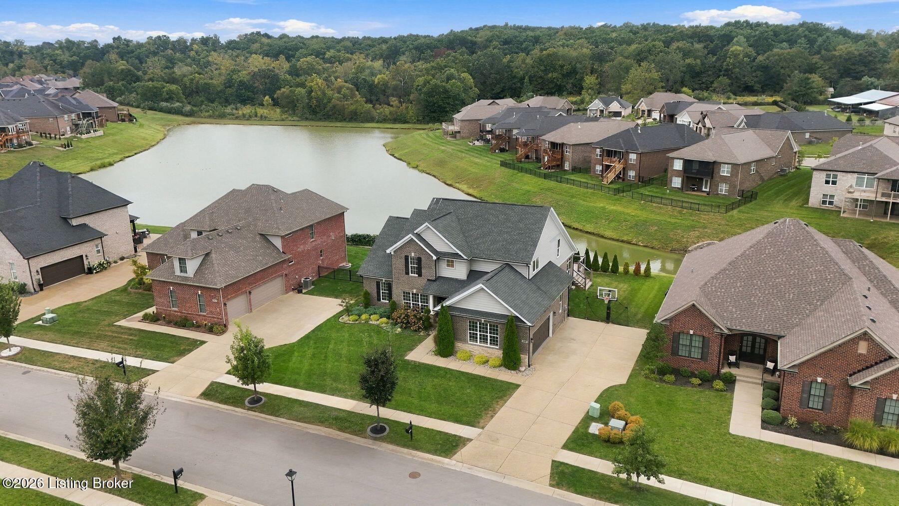2008 Scenic Lakes Dr
