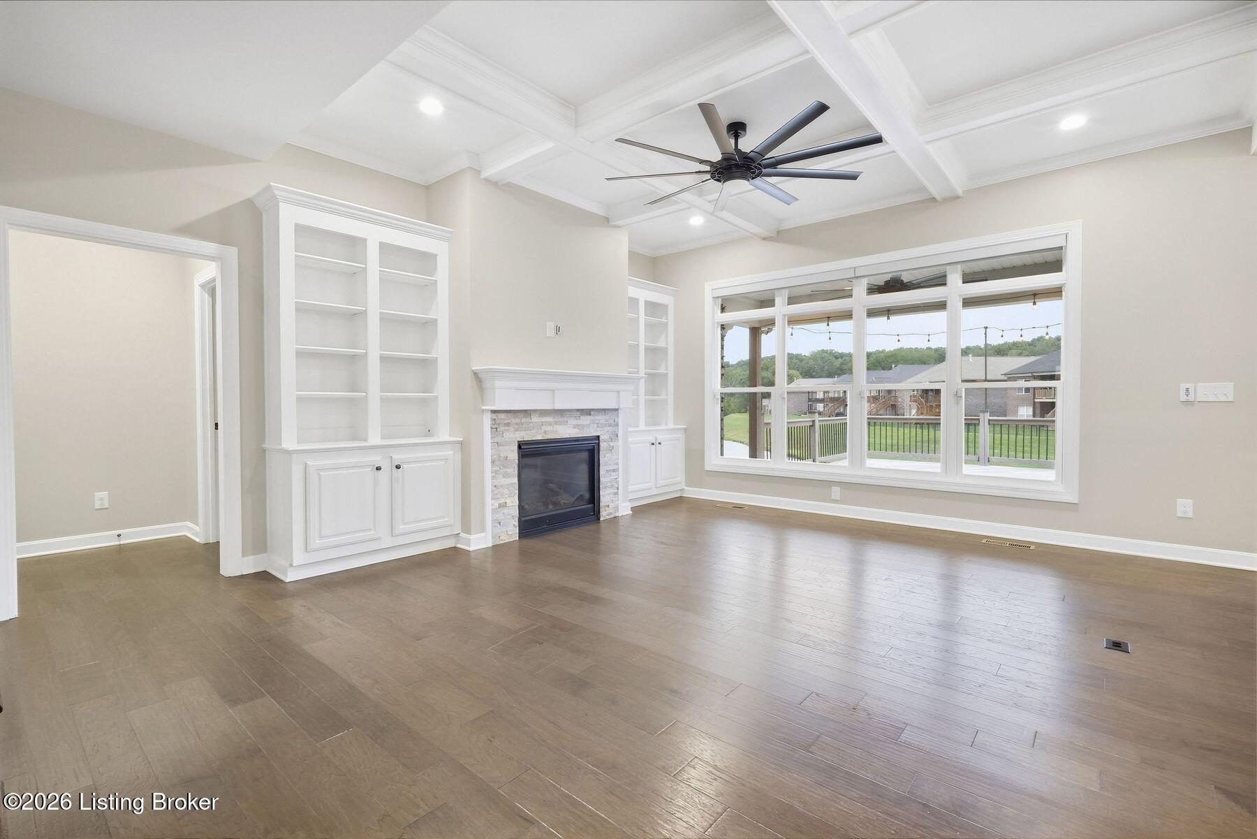 2008 Scenic Lakes Dr