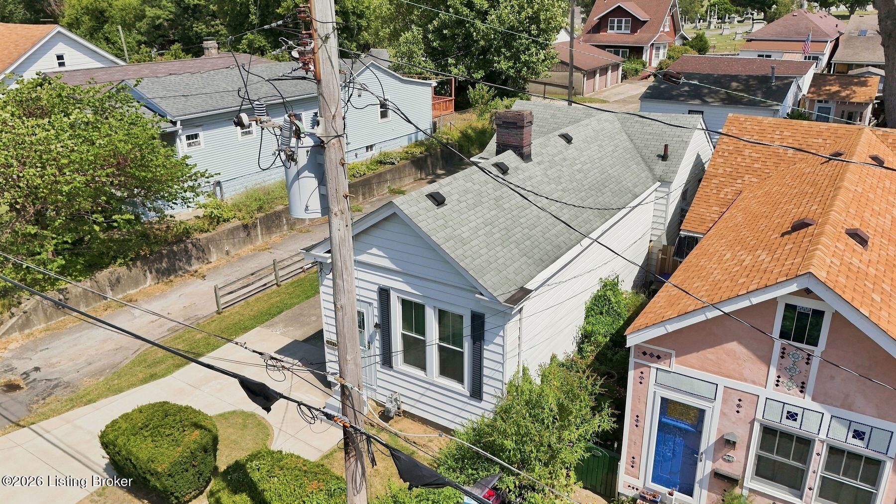 1153 Julia Ave