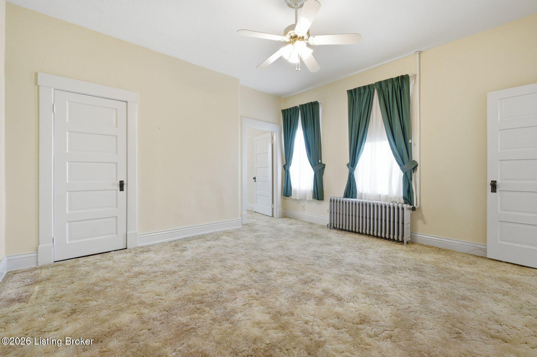 1153 Julia Ave