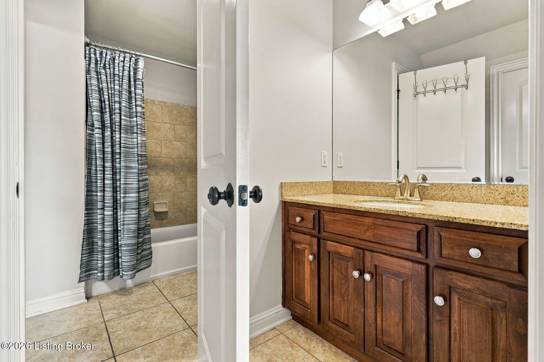13512 Ridgemoor Dr