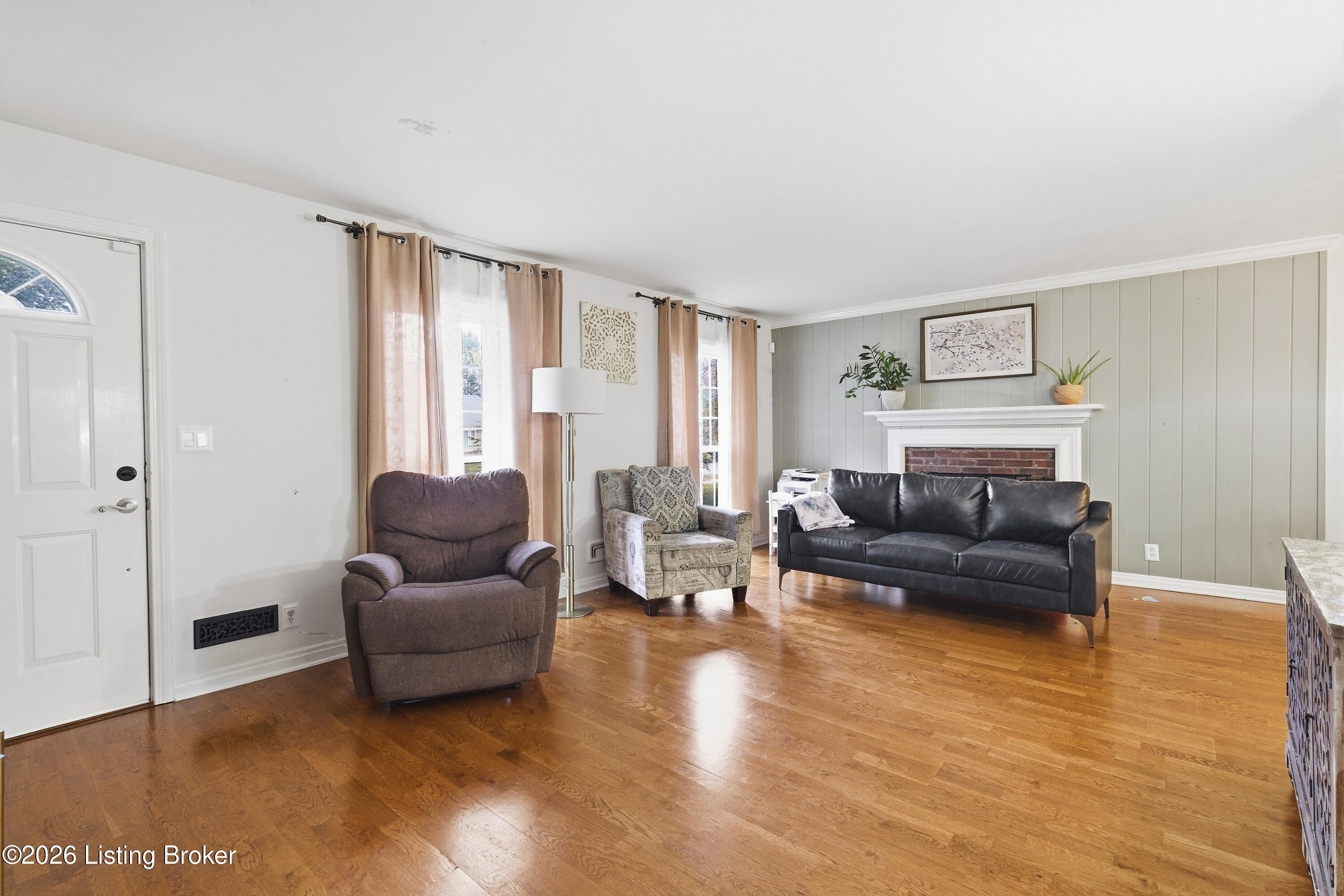515 Lyndale Ave