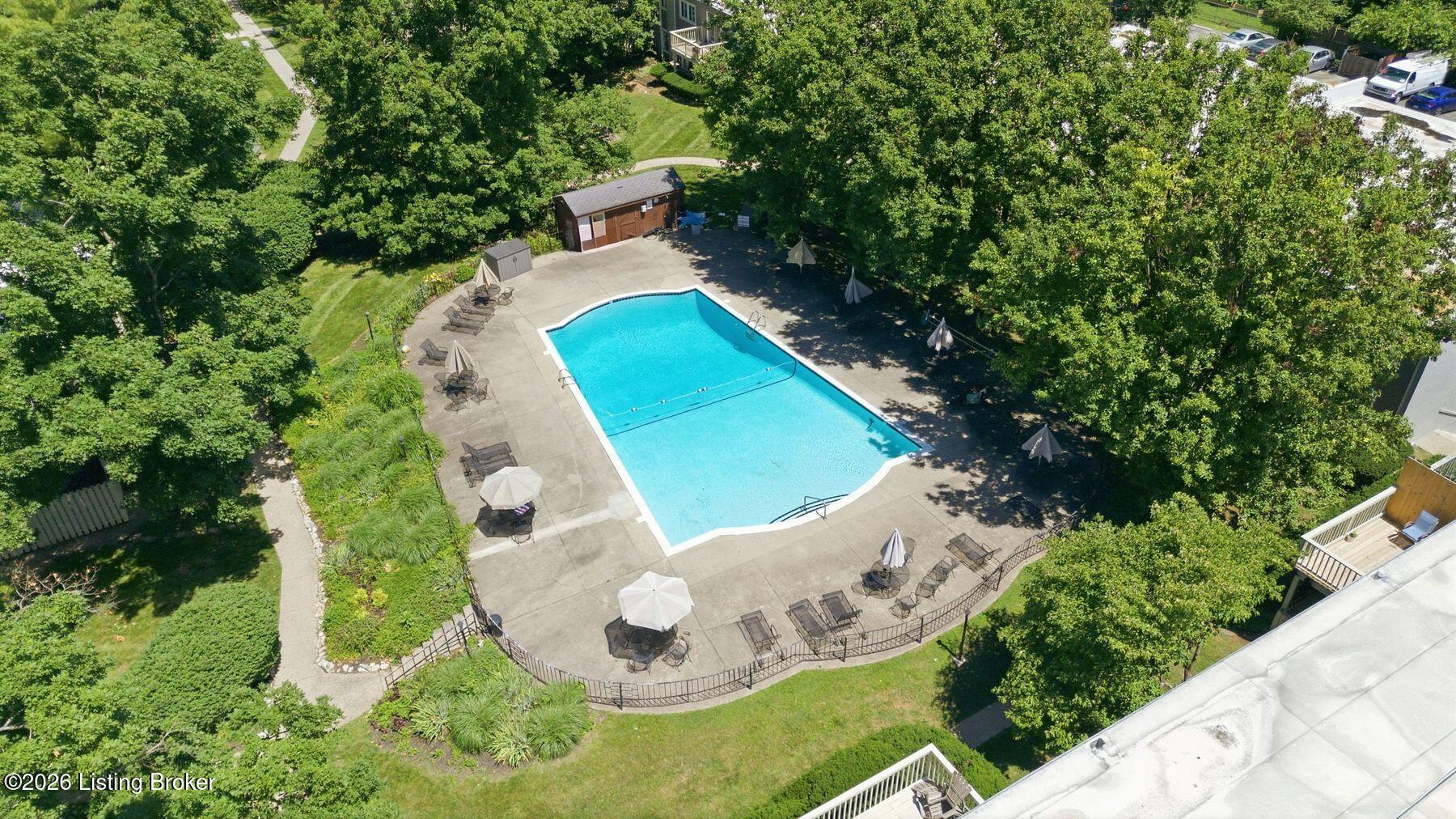 1935 Gardiner Ln APT F89