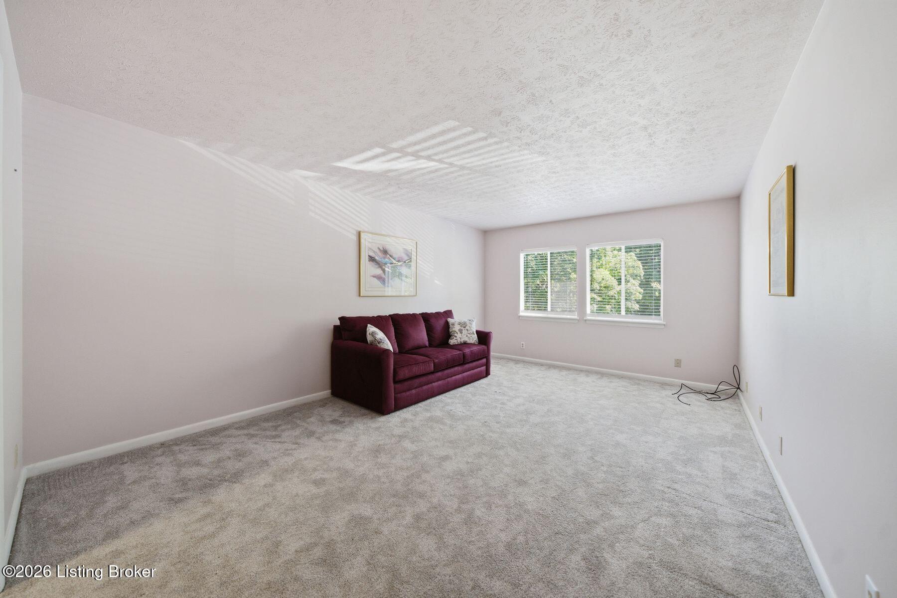 1935 Gardiner Ln APT F89