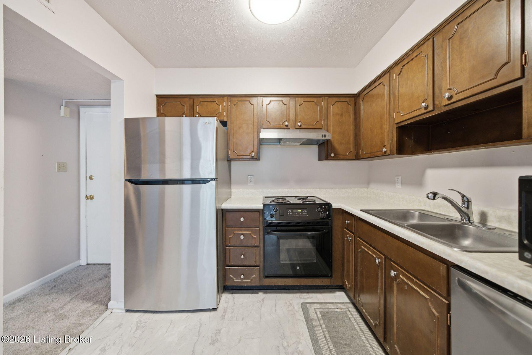 1935 Gardiner Ln APT F89