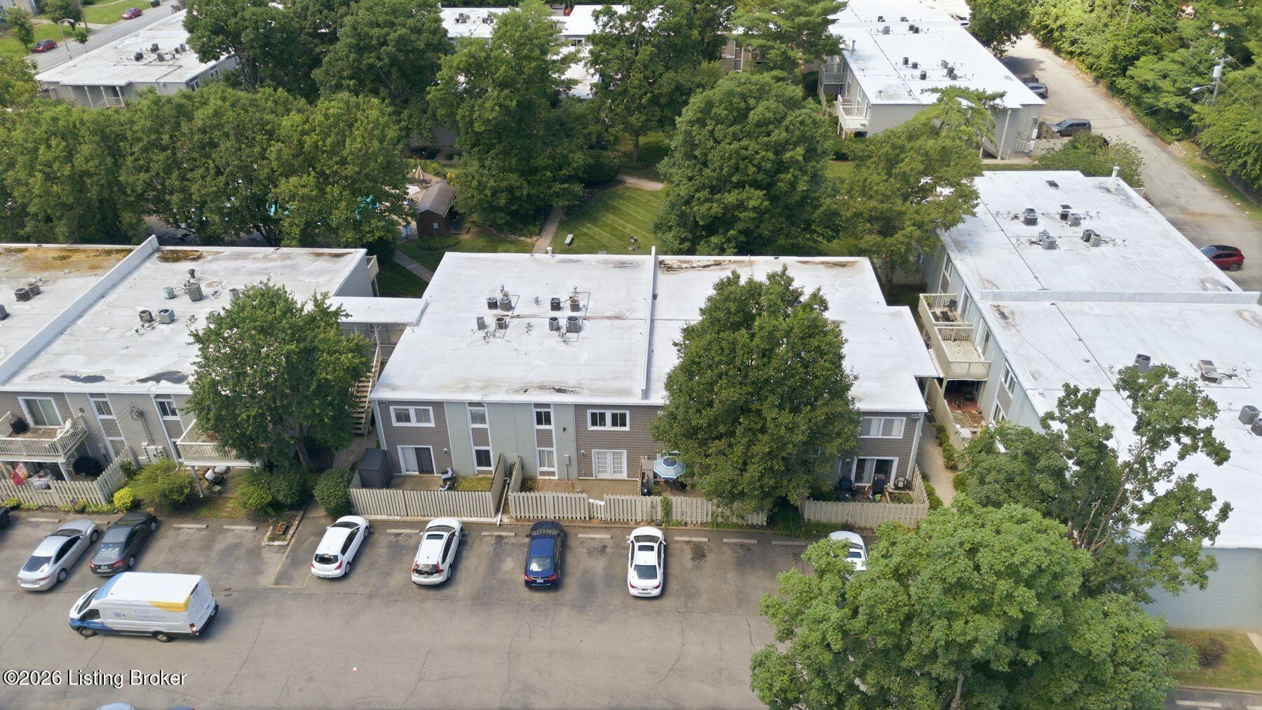 1935 Gardiner Ln APT F89