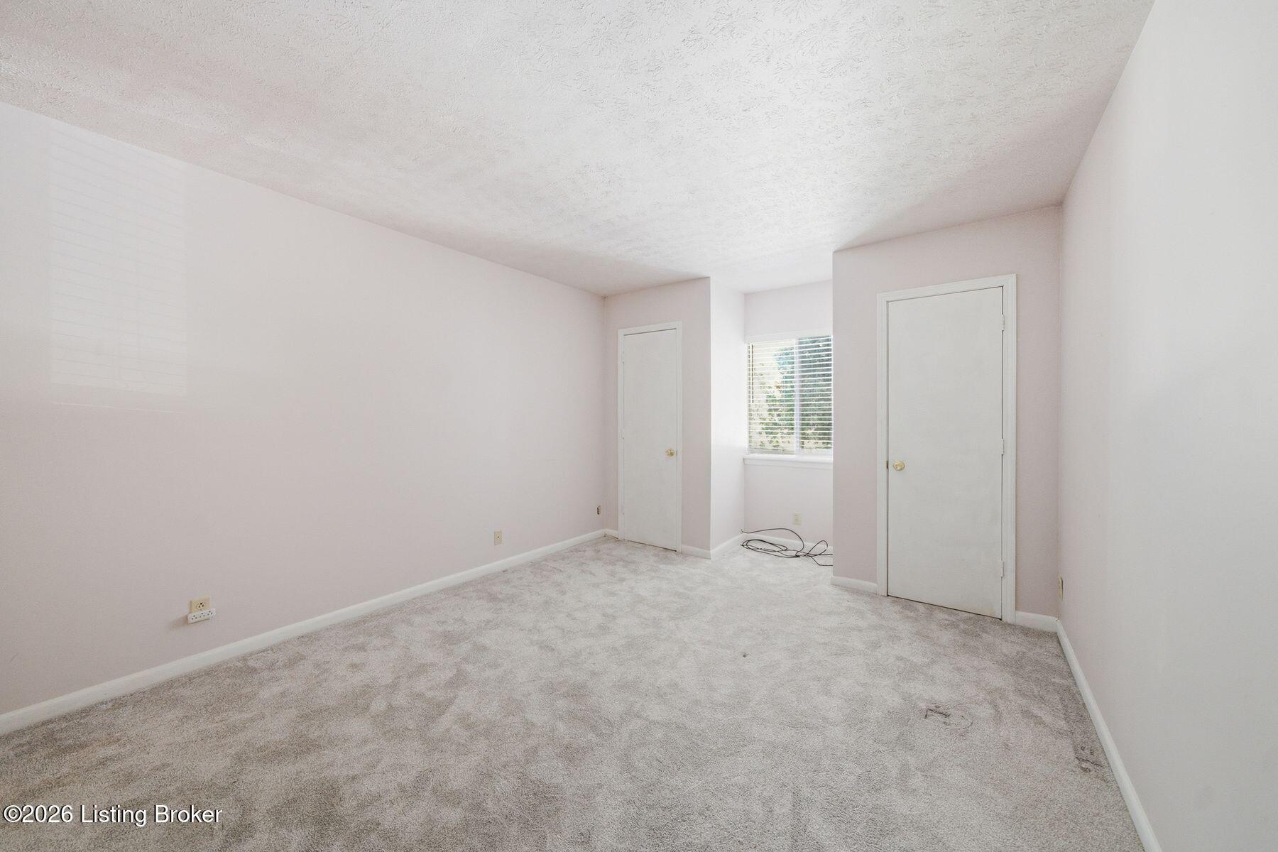 1935 Gardiner Ln APT F89