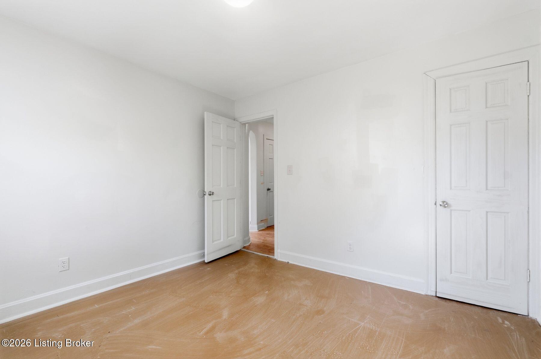 4216 Hazelwood Ave