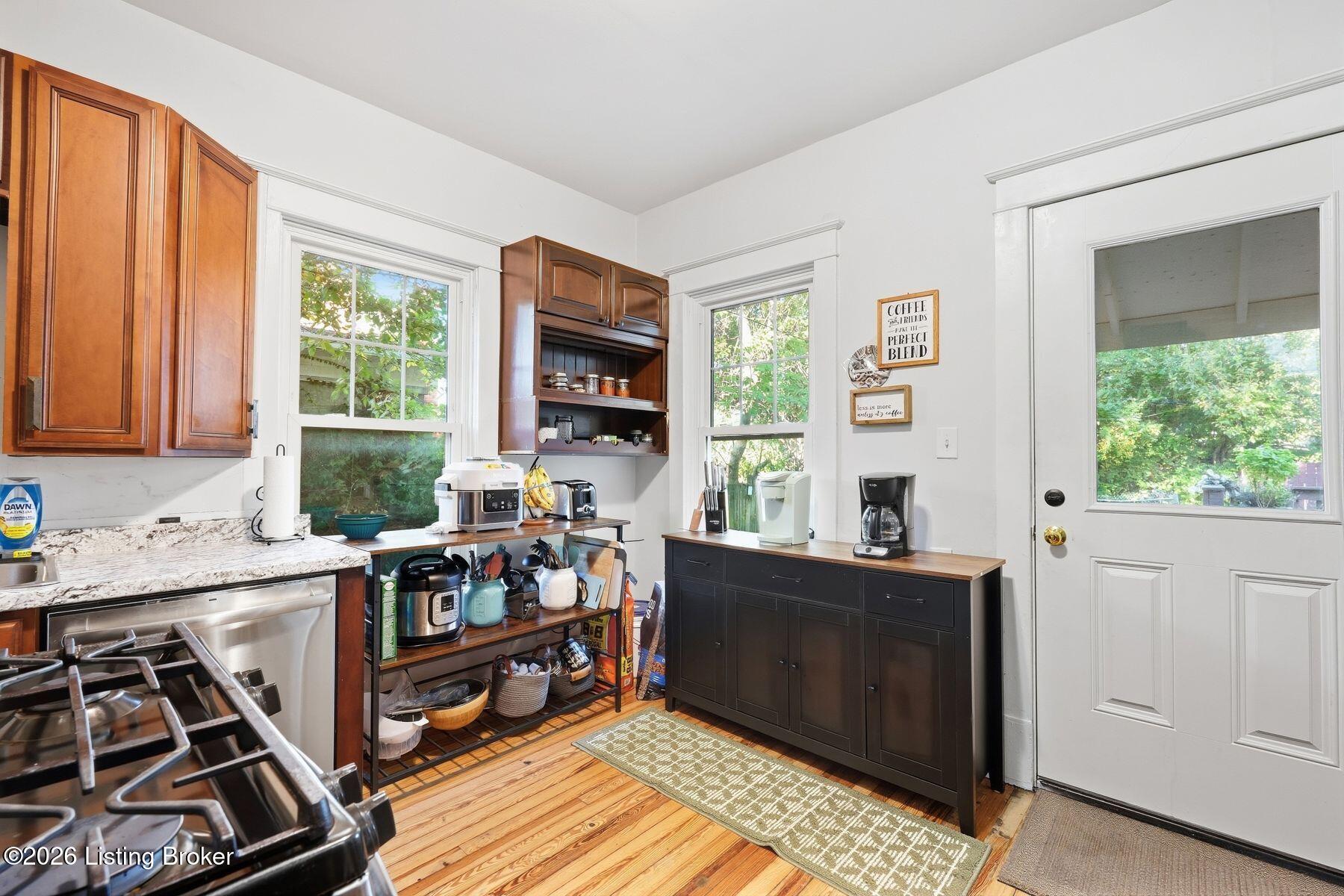 1855 Harvard Dr