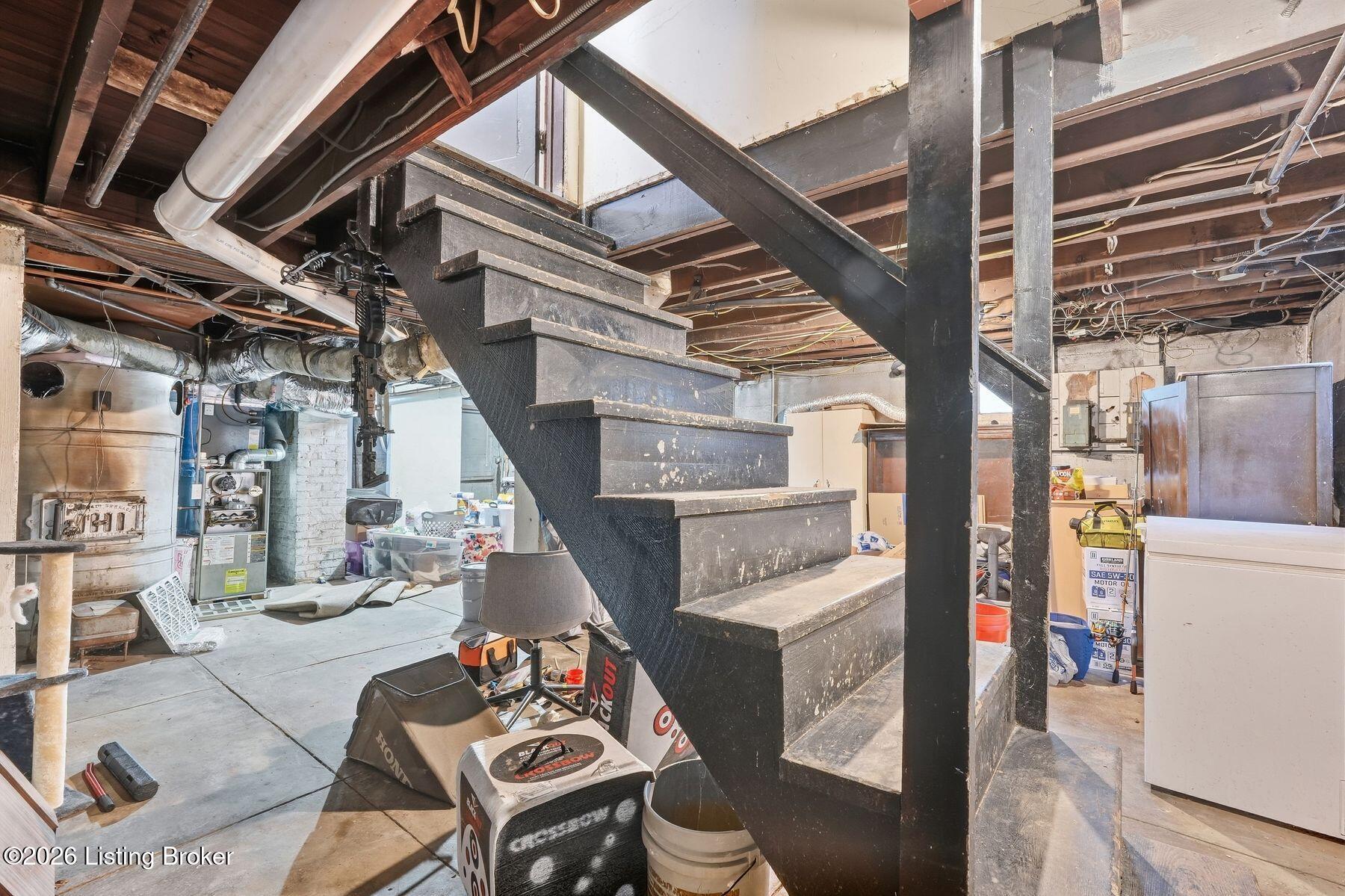 1855 Harvard Dr