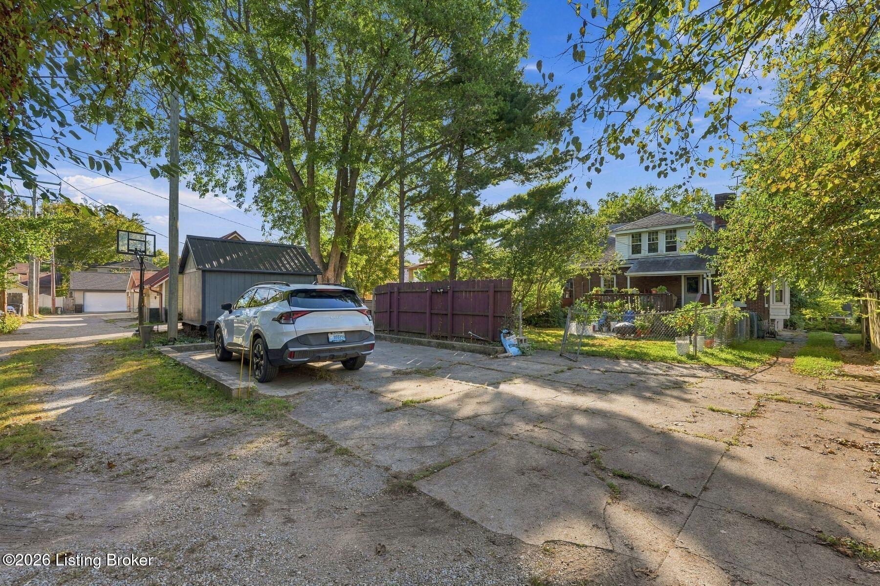 1855 Harvard Dr