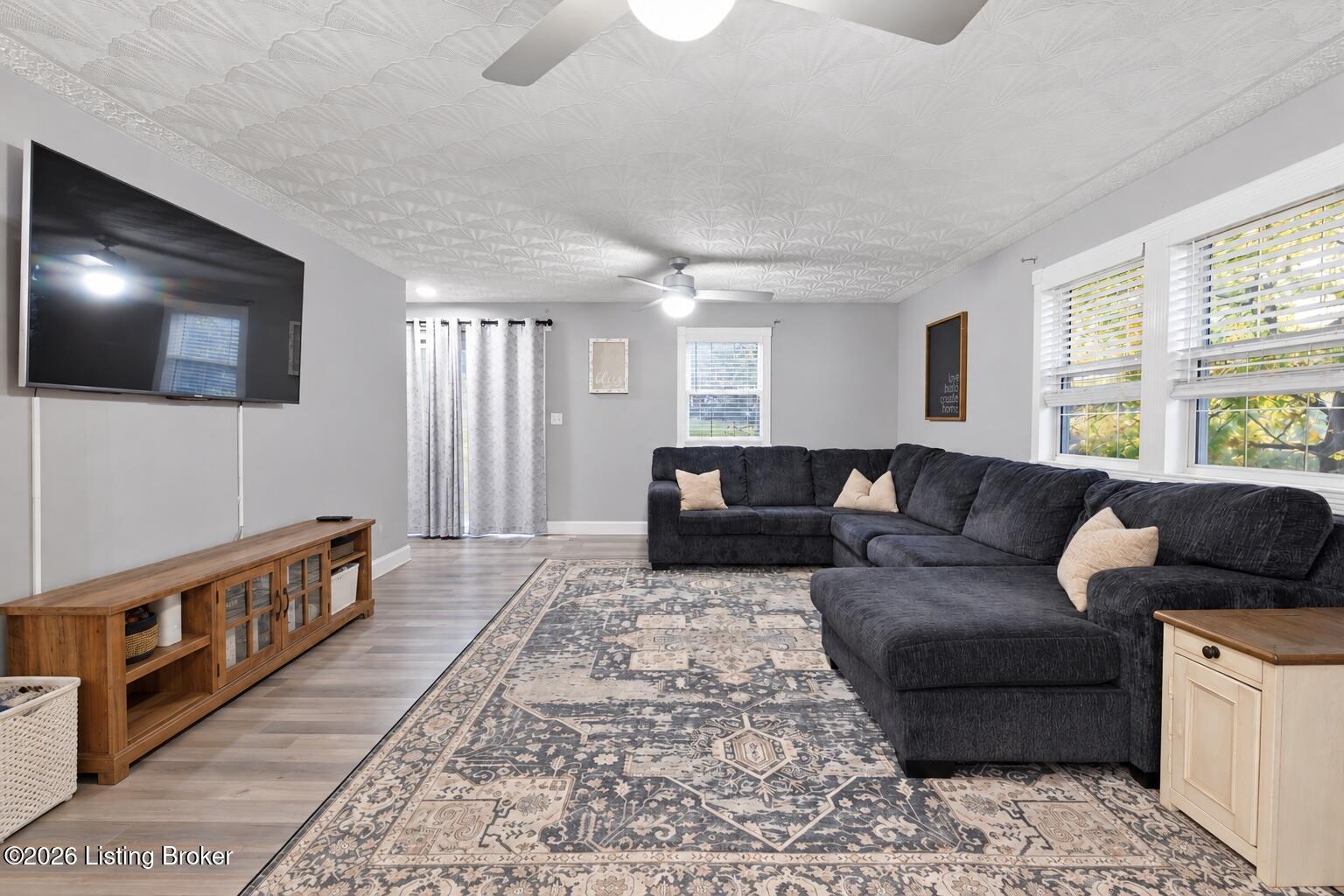 10014 Welch Dr