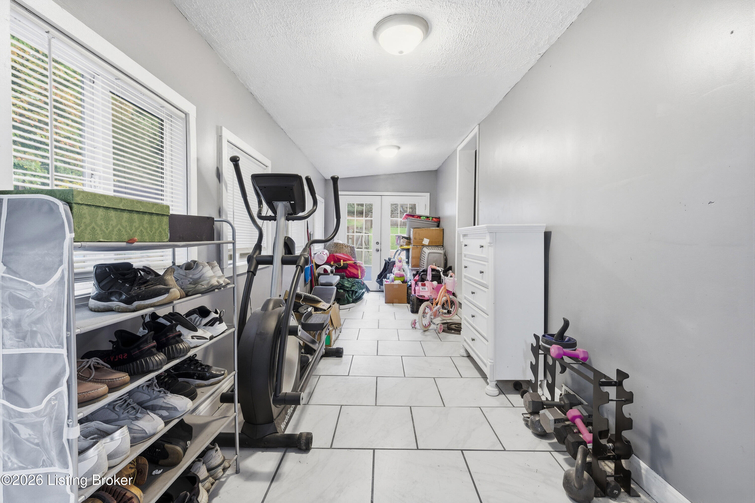 10014 Welch Dr