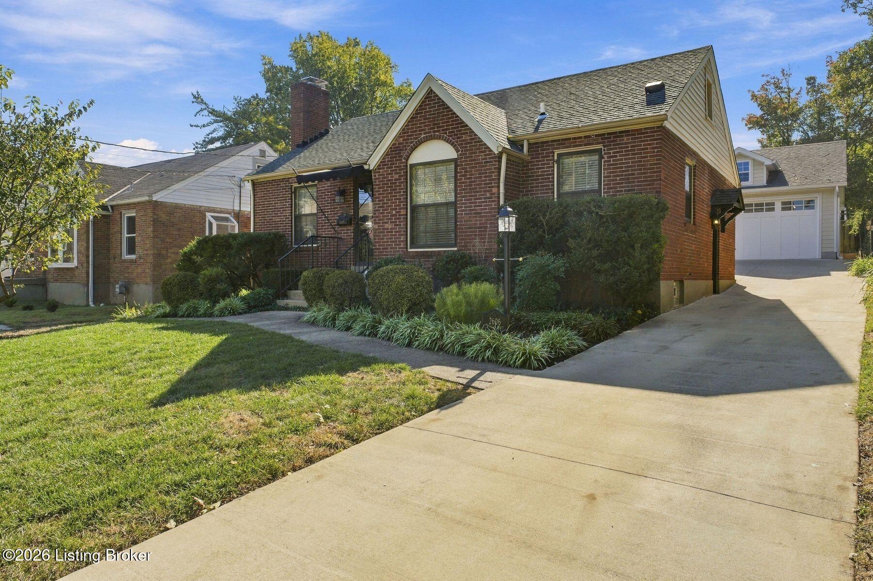 2606 Drayton Dr