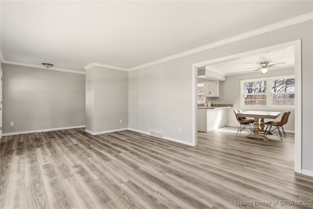 12 Hollye Drive SE