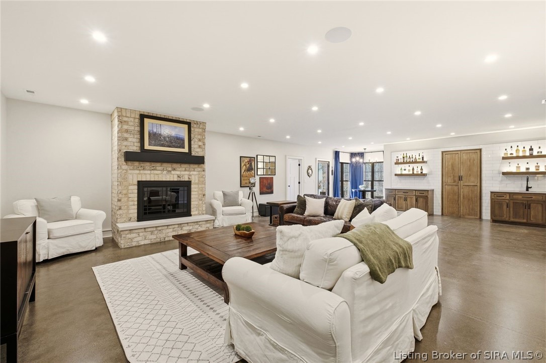 7498 Old Vincennes Road