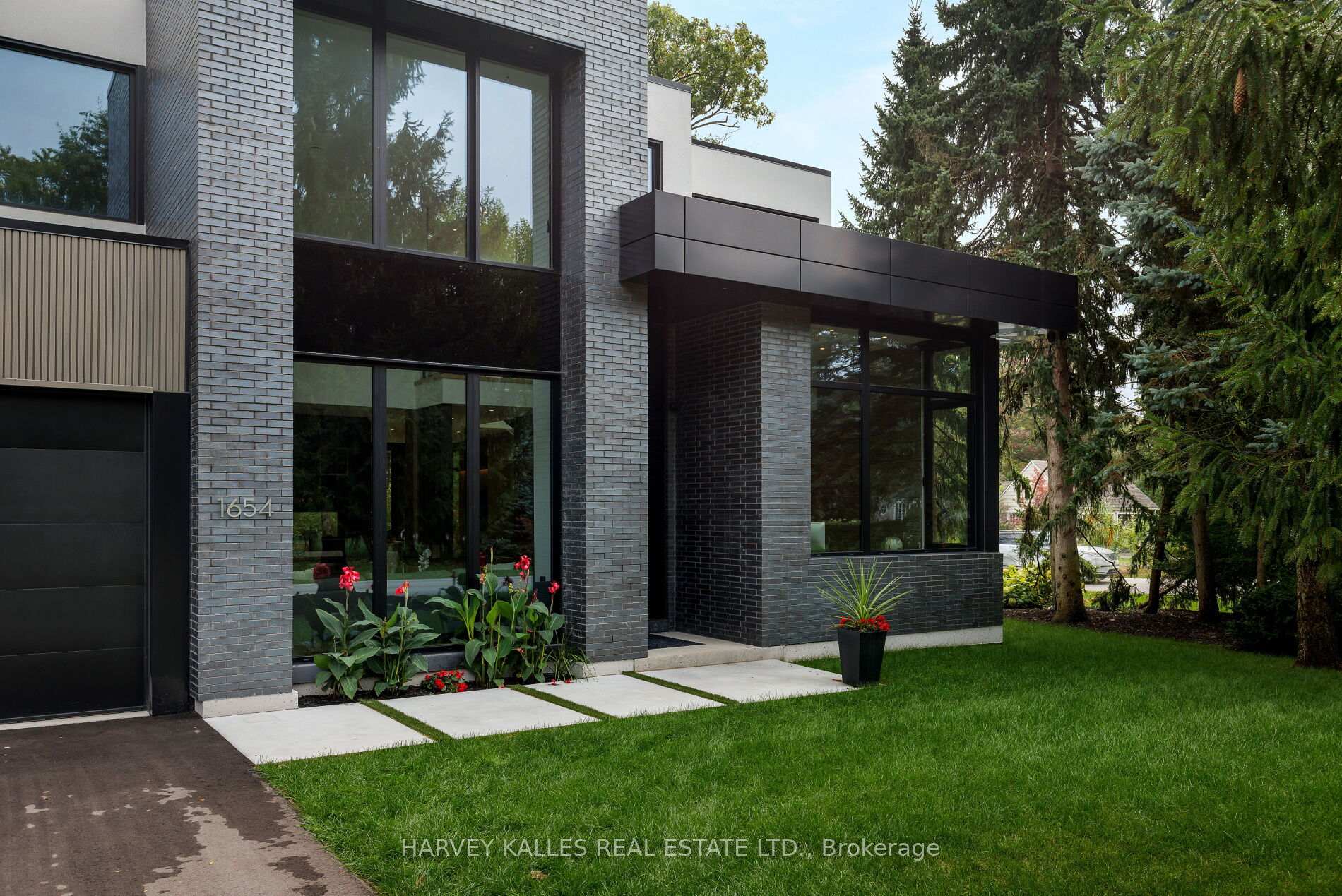1654 Birchwood Drive