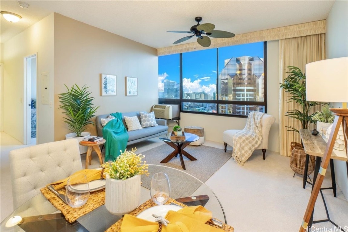 876 Curtis Street 3901