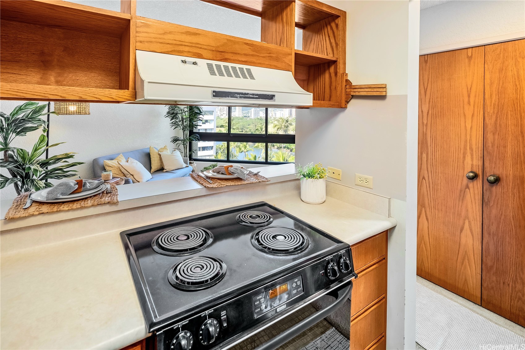 300 Wai Nani Way 1014-King Tower