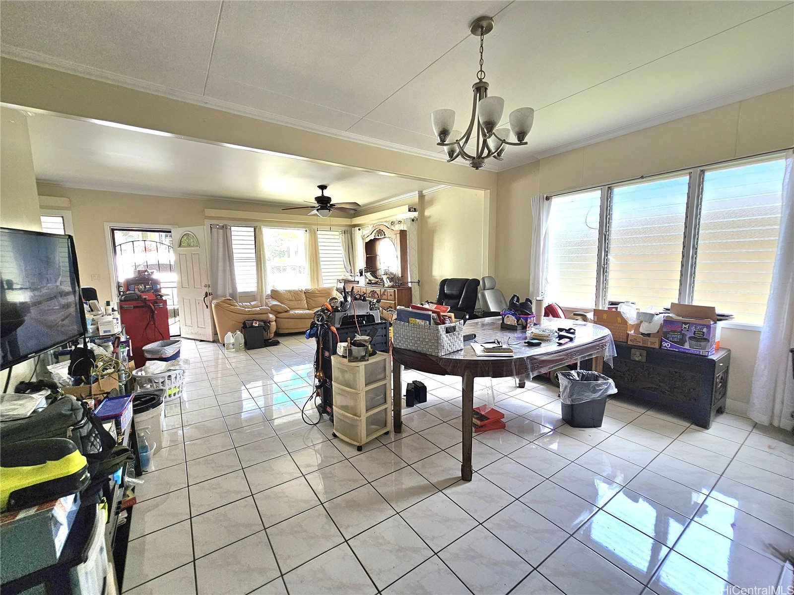 2888 Kalihi Street