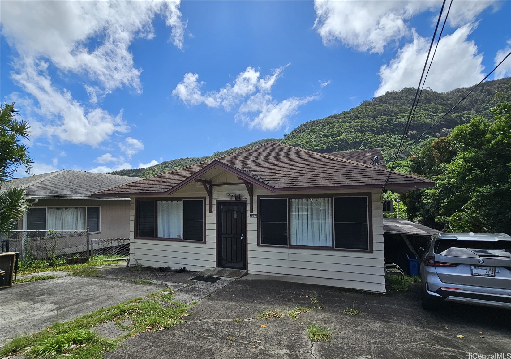 2888 Kalihi Street