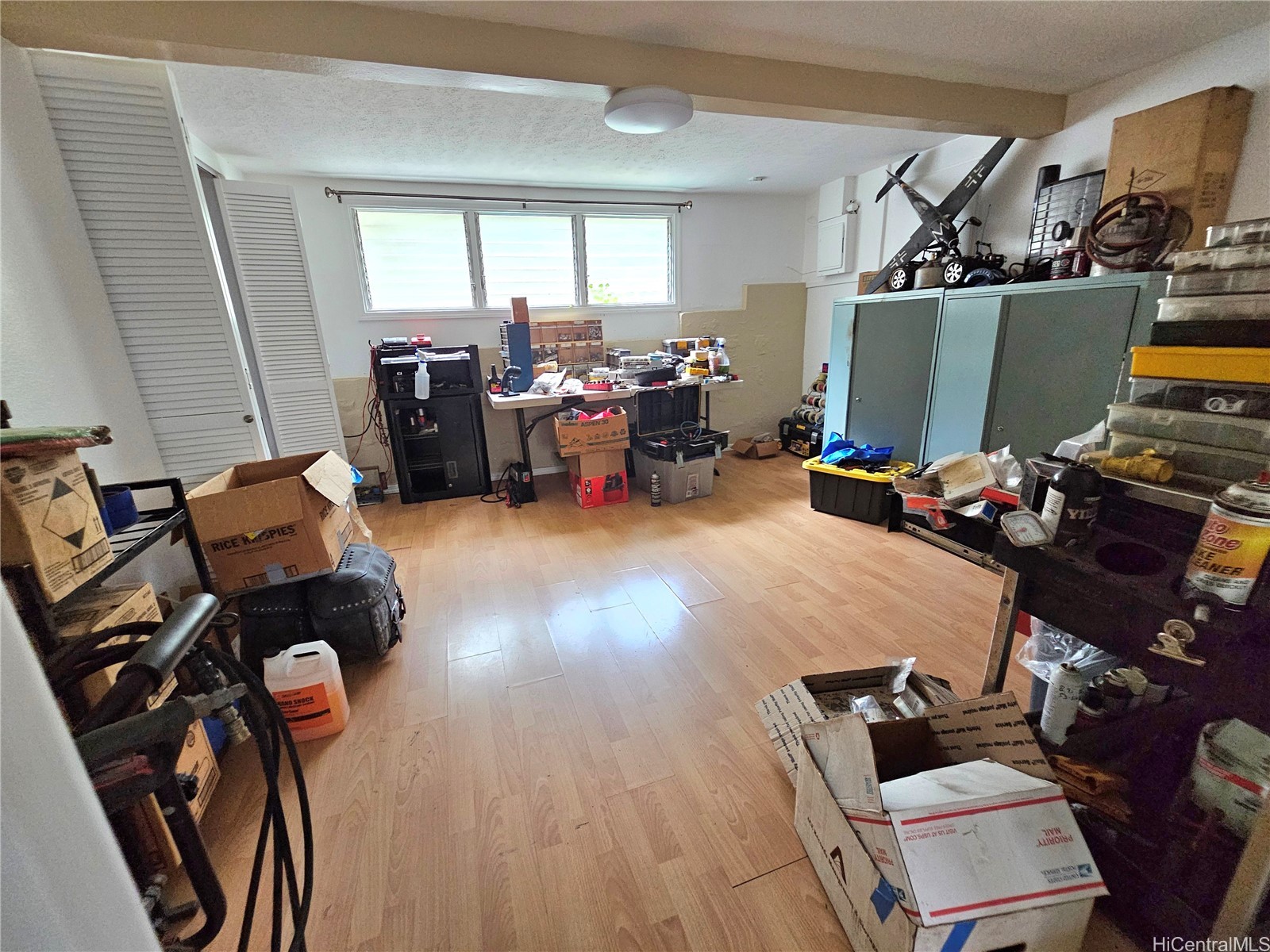 2888 Kalihi Street