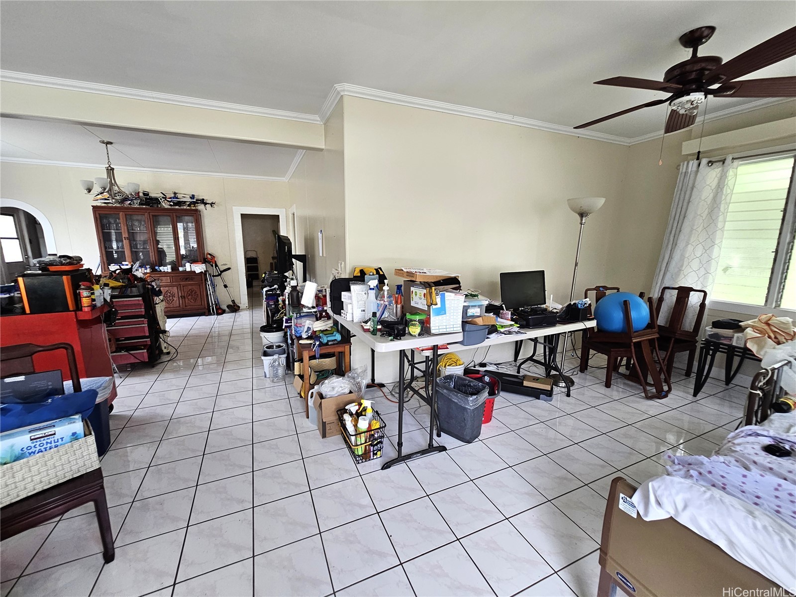 2888 Kalihi Street