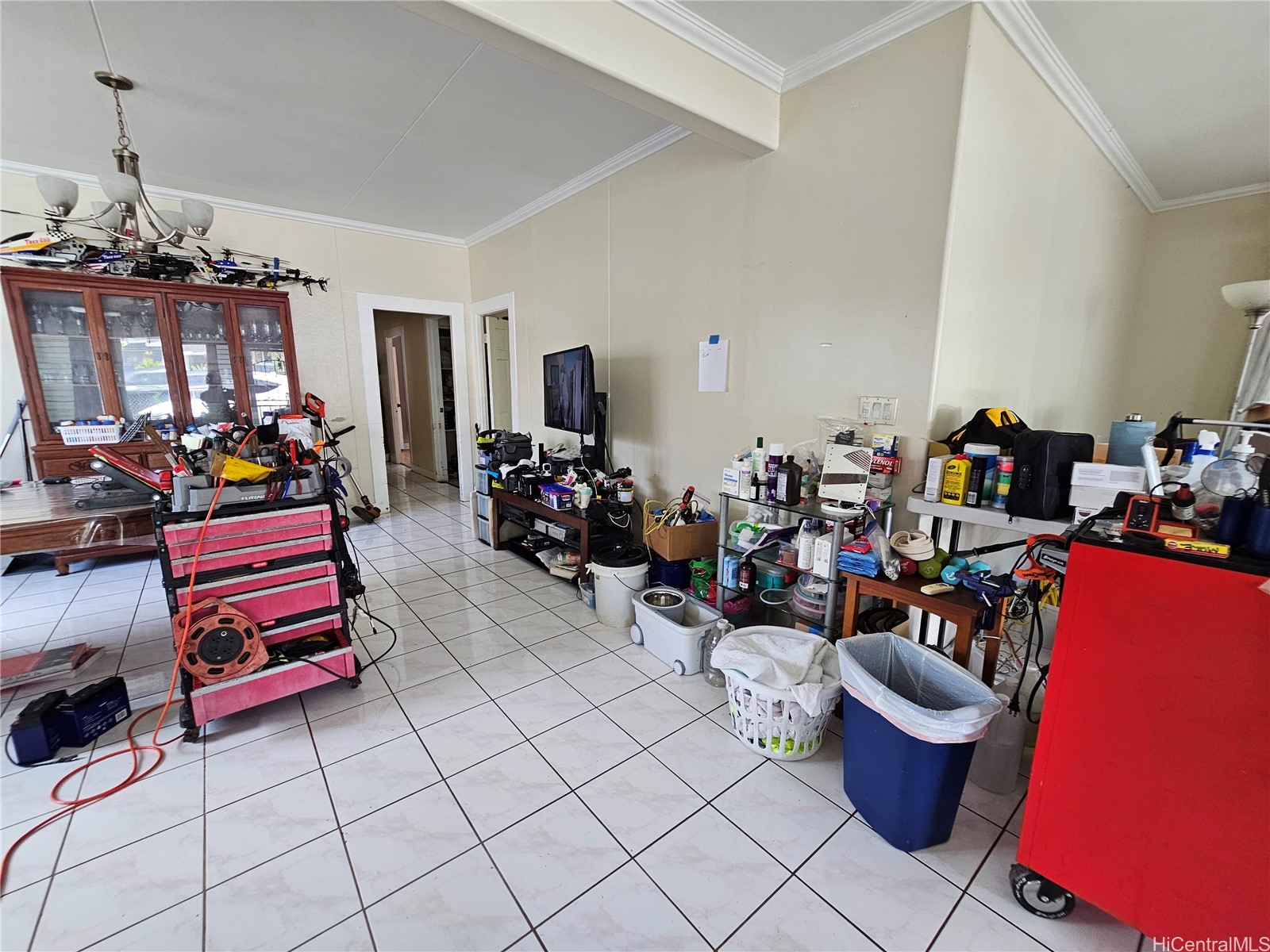 2888 Kalihi Street