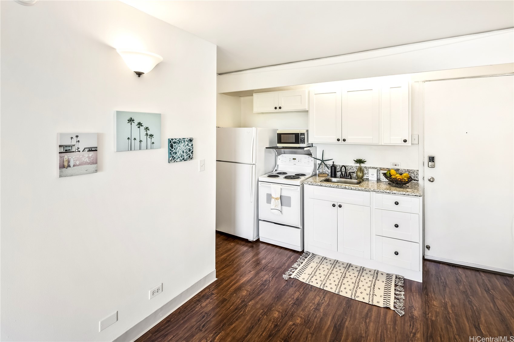 1459 Pele Street 401