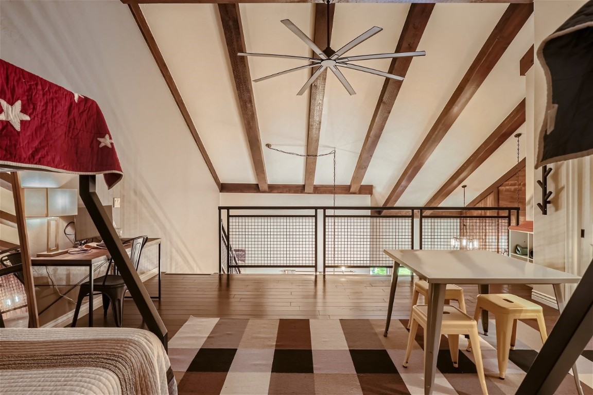 107 N HARRIS STREET 302