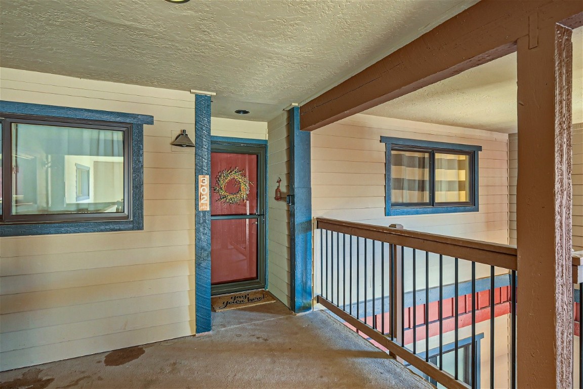 107 N HARRIS STREET 302