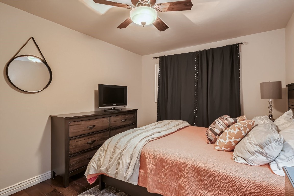 107 N HARRIS STREET 302