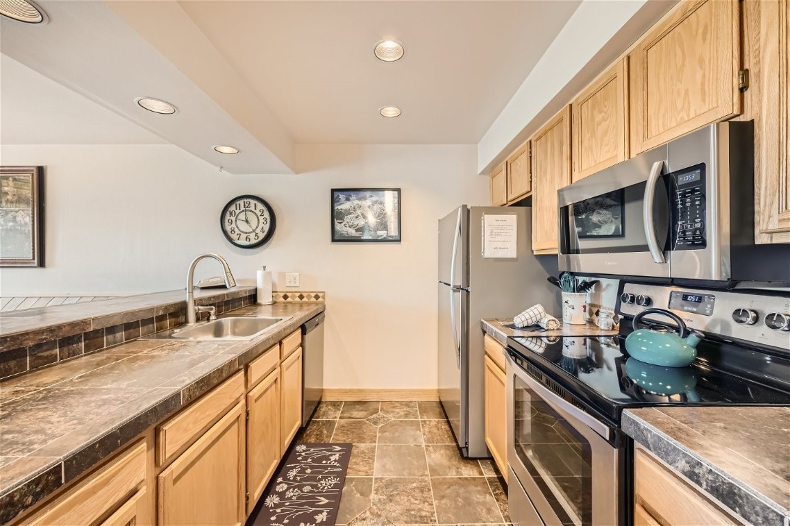 165 Argentine COURT 1405