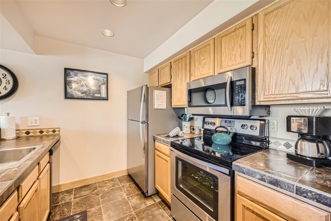 165 Argentine COURT 1405