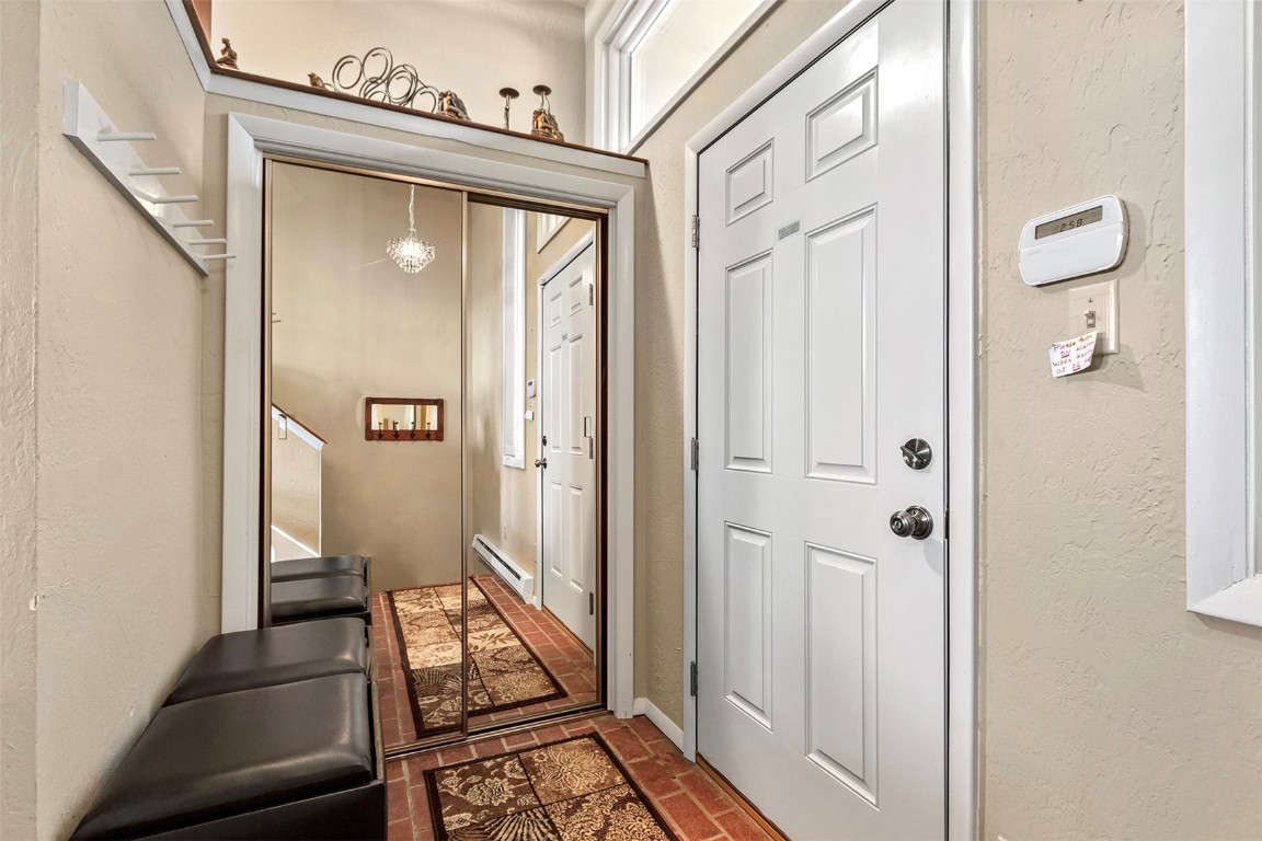 820 Columbine ROAD 18