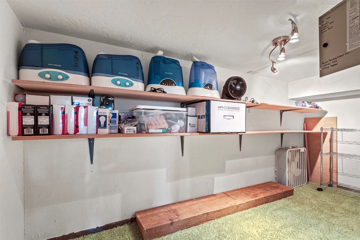 820 Columbine ROAD 18