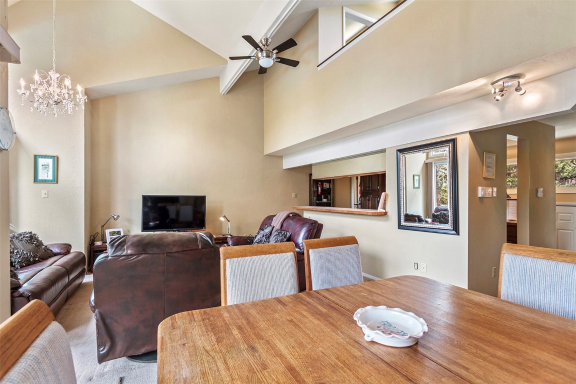 820 Columbine ROAD 18